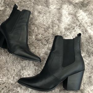 patricia chelsea bootie steve madden